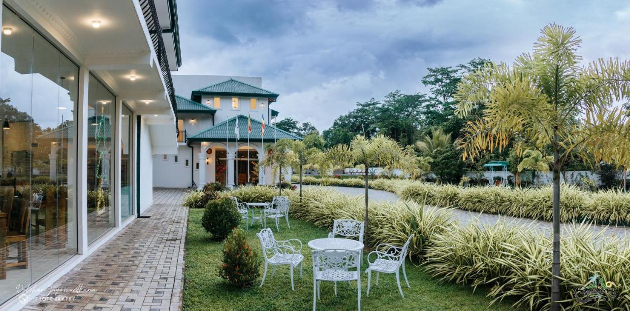 Lakegala Resort Matale Exterior photo